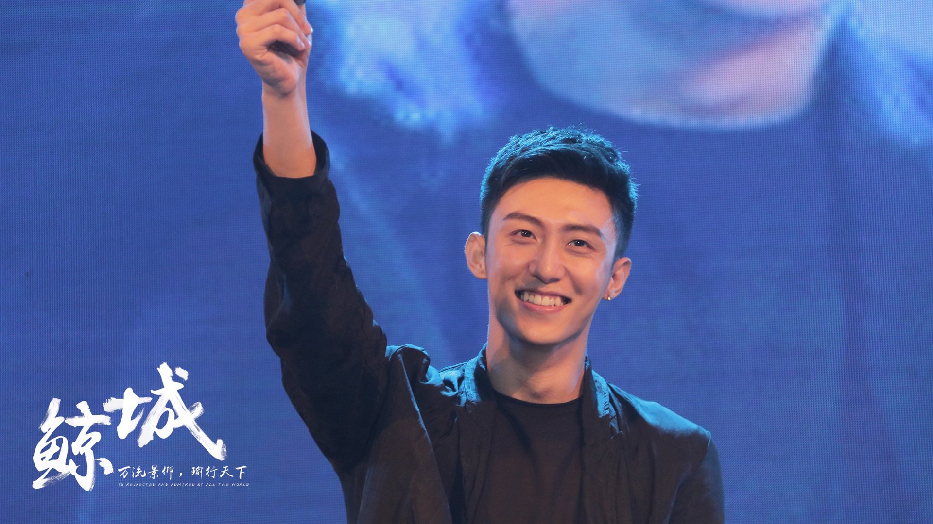 mk体育平台登录入口-詹姆斯赛场边鼓励失误队友展现包容,听听詹姆斯赛后的发言, 绝对是听到了球迷的心声