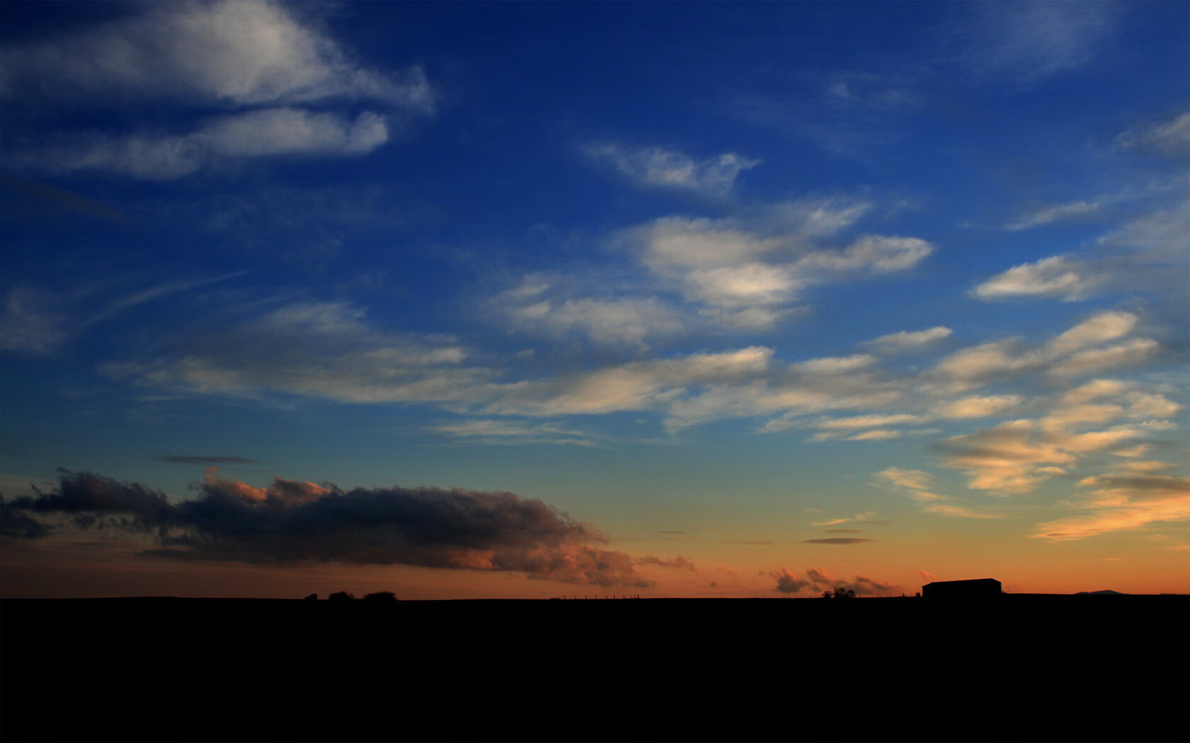 mk体育现在-“罗密欧·冈萨雷斯的技术突破与反击打击力，为美洲狮队带来更多进攻威胁”